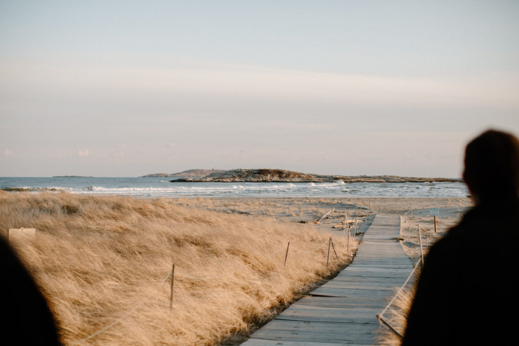A view of Popham Beach in Maine, a great beach for engagement photos 